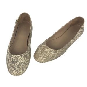 Tory Burch Women’s Flat shoes